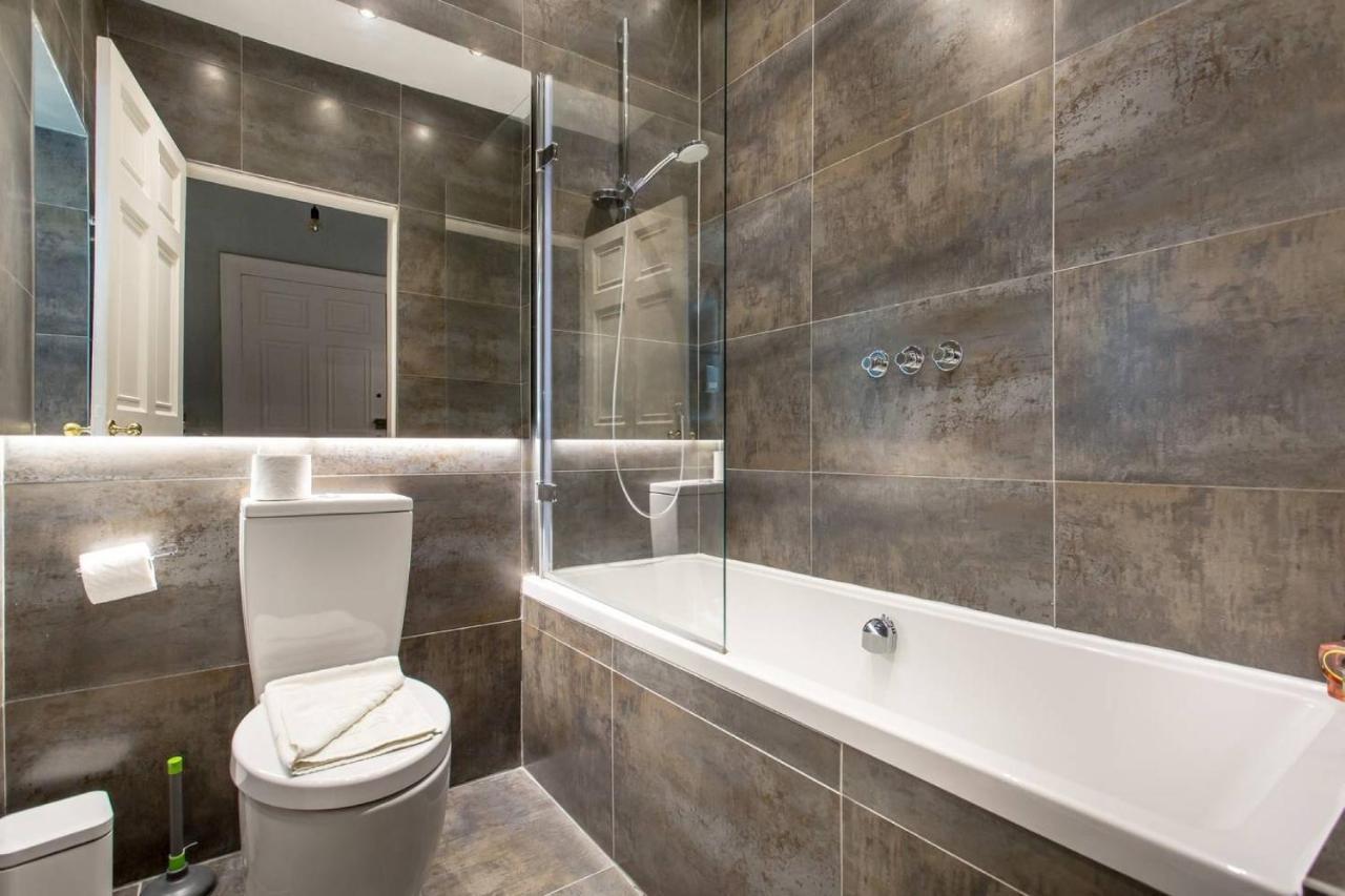 Joivy Converted Flat In Historic Building In New Town Эдинбург Экстерьер фото