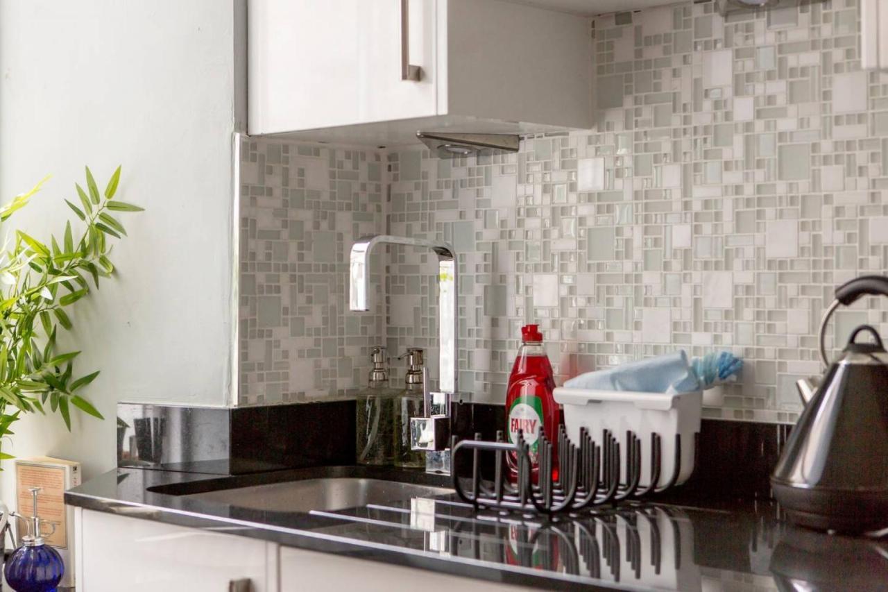 Joivy Converted Flat In Historic Building In New Town Эдинбург Экстерьер фото